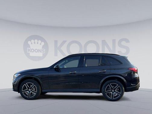 Graphite Grey Metallic 2026 Mercedes-Benz GLC 300 4MATIC