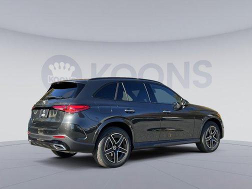 2026 Mercedes-Benz GLC 300 4MATIC