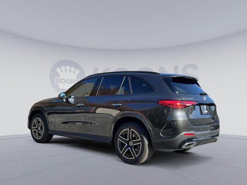 2026 Mercedes-Benz GLC 300 4MATIC