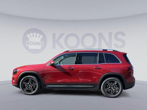 MANUFAKTUR Patagonia Red Metallic 2026 Mercedes-Benz GLB 250 4MATIC