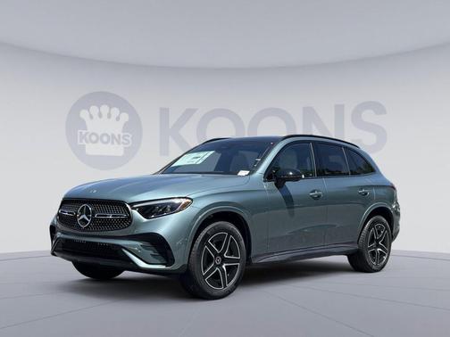 Verde Silver Metallic 2026 Mercedes-Benz GLC 300 4MATIC