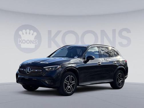 Graphite Grey Metallic 2026 Mercedes-Benz GLC 300 4MATIC