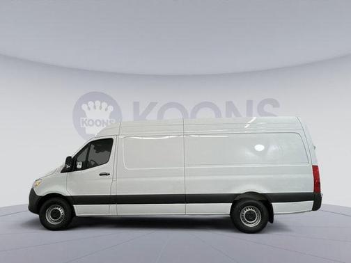 2025 Mercedes-Benz Sprinter 2500 High Roof