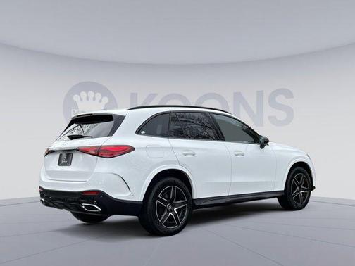 2025 Mercedes-Benz GLC 300 4MATIC