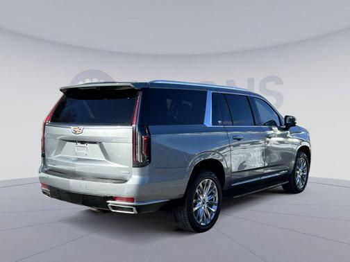 2023 Cadillac Escalade ESV Premium Luxury