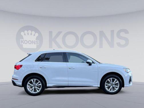 2024 Audi Q3 45 S line Premium Plus
