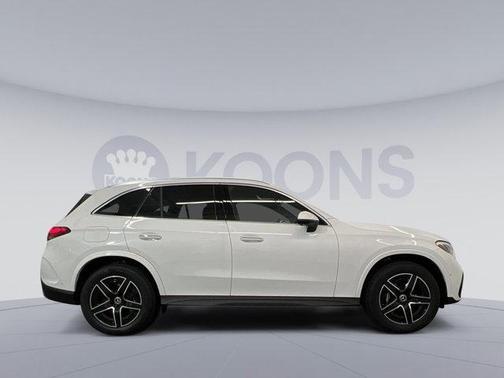 2025 Mercedes-Benz GLC 350e Base