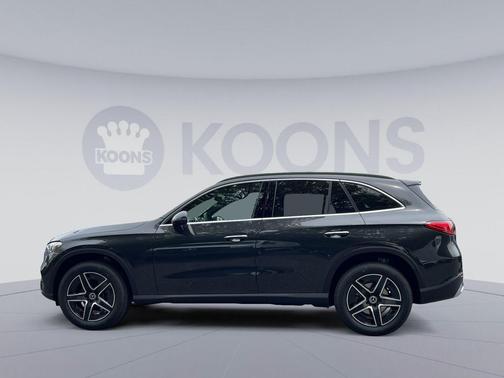 Graphite Grey Metallic 2026 Mercedes-Benz GLC 300 4MATIC