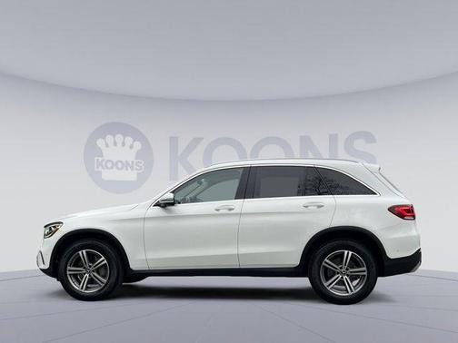 White 2022 Mercedes-Benz GLC 300 4MATIC