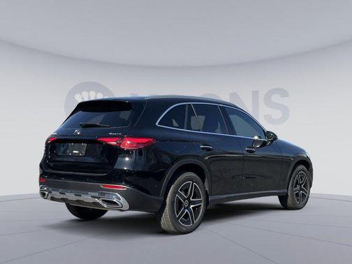 Black 2026 Mercedes-Benz GLC 300 4MATIC