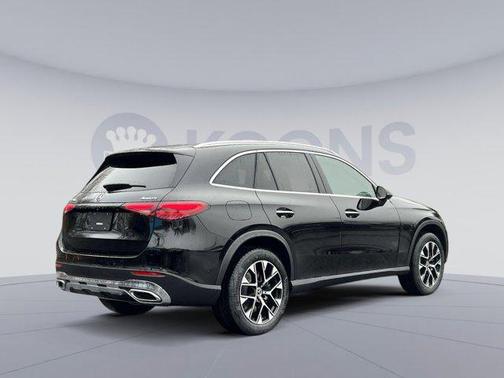 2025 Mercedes-Benz GLC 350e Base