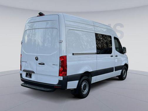 2025 Mercedes-Benz Sprinter 2500 Standard Roof