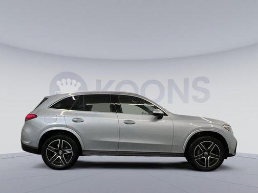 2025 Mercedes-Benz GLC 350e Base