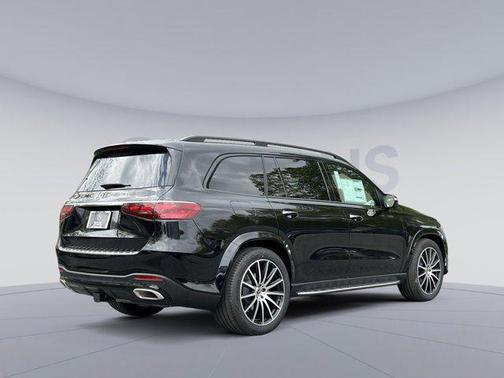 2025 Mercedes-Benz GLS 580 4MATIC