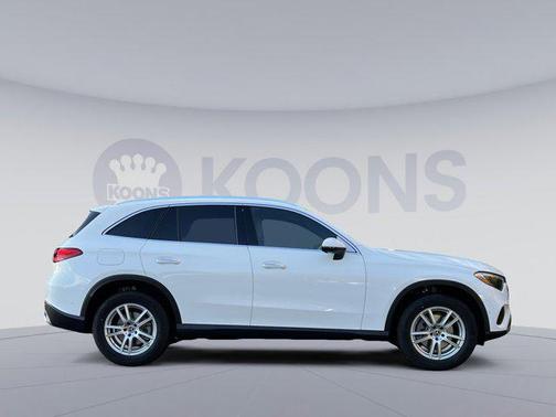 2026 Mercedes-Benz GLC 300 4MATIC