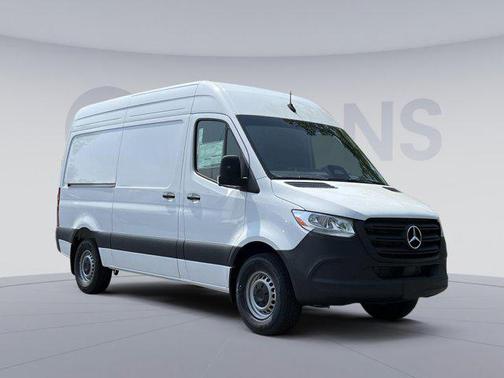 2025 Mercedes-Benz Sprinter 2500 Standard Roof