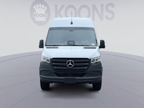 Arctic White 2026 Mercedes-Benz Sprinter 2500 High Roof