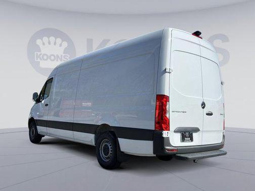 2025 Mercedes-Benz Sprinter 2500 High Roof