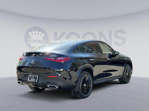 Obsidian Black Metallic 2026 Mercedes-Benz GLC 300 4MATIC Coupe