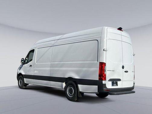 2025 Mercedes-Benz Sprinter 2500 High Roof