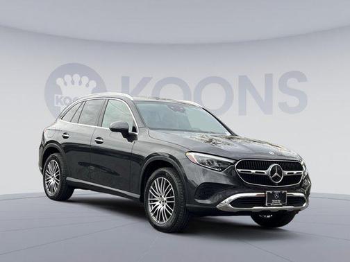 2025 Mercedes-Benz GLC 300 4MATIC