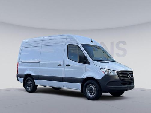 Arctic White 2025 Mercedes-Benz Sprinter 2500 Standard Roof