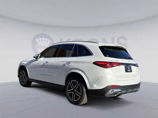 2026 Mercedes-Benz GLC 300 4MATIC