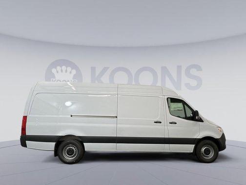 2025 Mercedes-Benz Sprinter 2500 High Roof