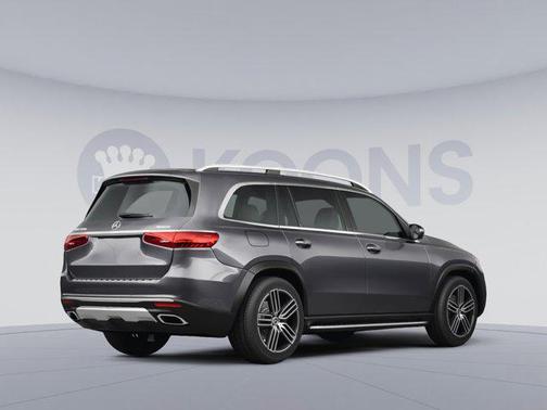 2026 Mercedes-Benz GLS 450 4MATIC