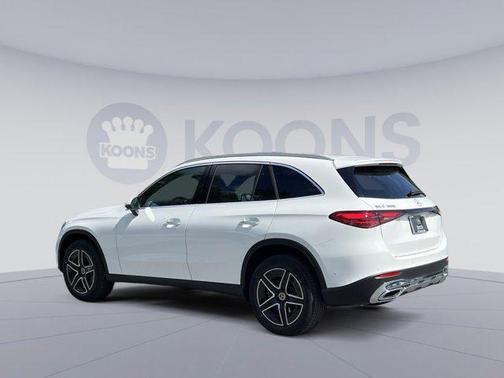 Polar White 2026 Mercedes-Benz GLC 300 4MATIC