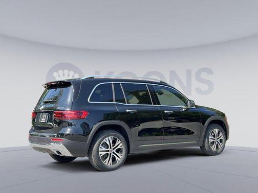 2025 Mercedes-Benz GLB 250 4MATIC