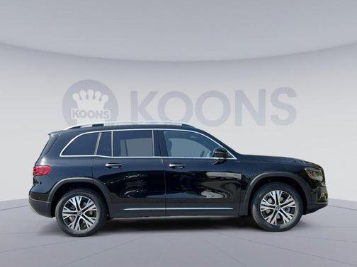 2025 Mercedes-Benz GLB 250 4MATIC