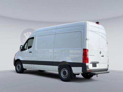 2025 Mercedes-Benz Sprinter 2500 Standard Roof