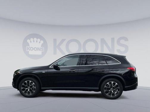 2025 Mercedes-Benz GLC 350e Base