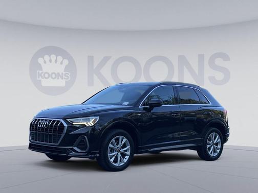 Mythos Black Metallic 2023 Audi Q3 Premium 45 TFSI S line quattro Tiptronic