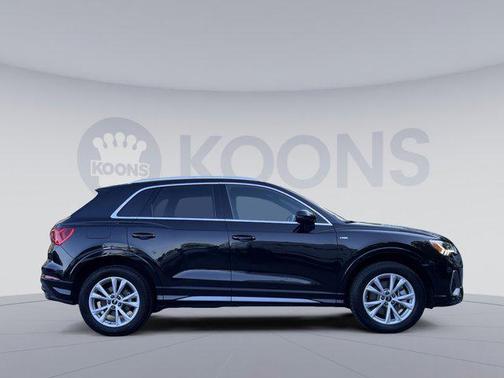 Mythos Black Metallic 2023 Audi Q3 Premium 45 TFSI S line quattro Tiptronic