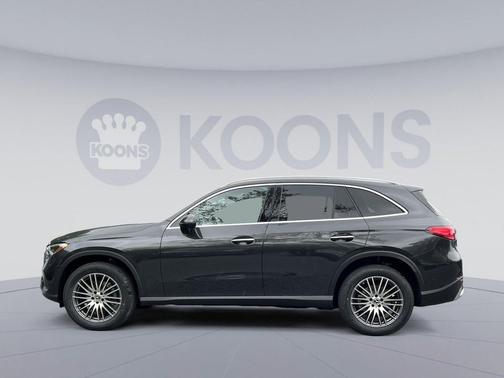 Graphite Grey Metallic 2026 Mercedes-Benz GLC 300 4MATIC