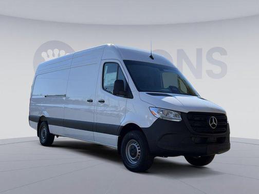 2026 Mercedes-Benz Sprinter 2500 High Roof