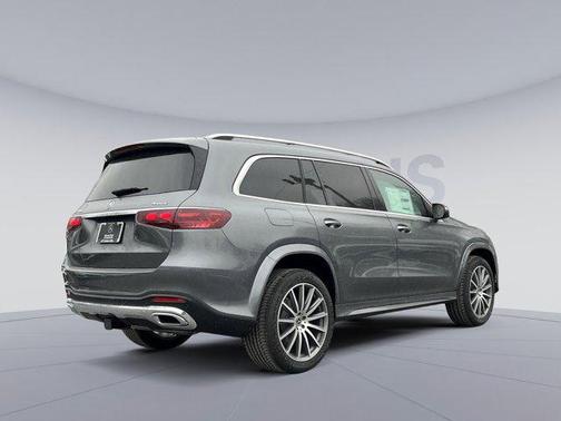 2025 Mercedes-Benz GLS 450 4MATIC