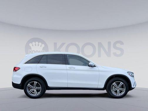 Polar White 2022 Mercedes-Benz GLC 300 4MATIC