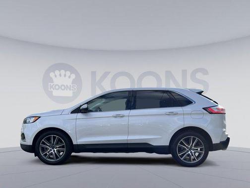 White Platinum Metallic Tri-Coat 2019 Ford Edge Titanium