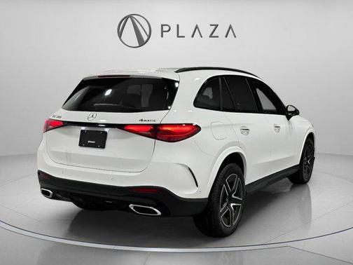 Polar White 2026 Mercedes-Benz GLC 300 4MATIC