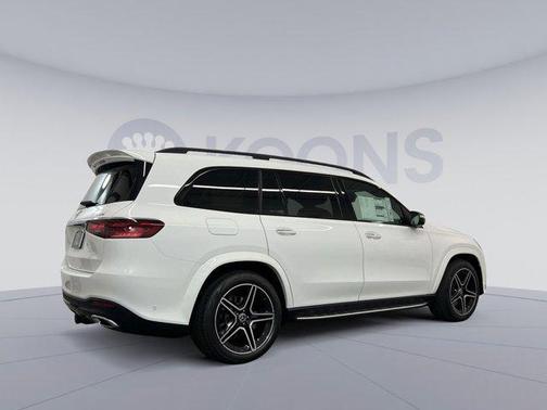 2025 Mercedes-Benz GLS 450 4MATIC