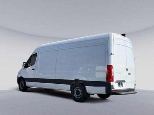 2025 Mercedes-Benz Sprinter 2500 High Roof
