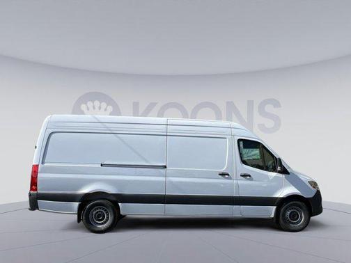 2025 Mercedes-Benz Sprinter 2500 High Roof