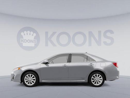 2012 Toyota Camry Hybrid XLE