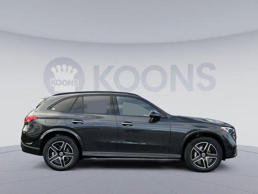2026 Mercedes-Benz GLC 300 4MATIC