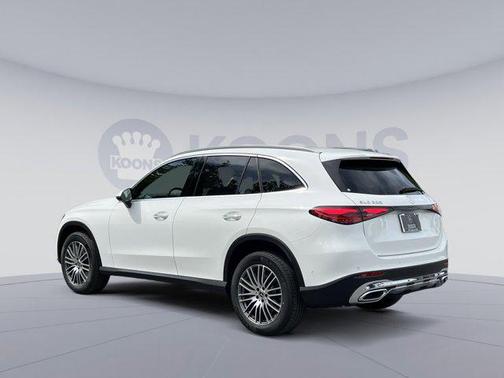 Polar White 2026 Mercedes-Benz GLC 300 4MATIC