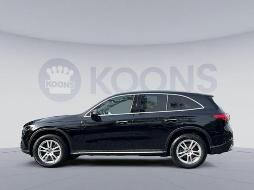 Black 2023 Mercedes-Benz GLC 300 4MATIC