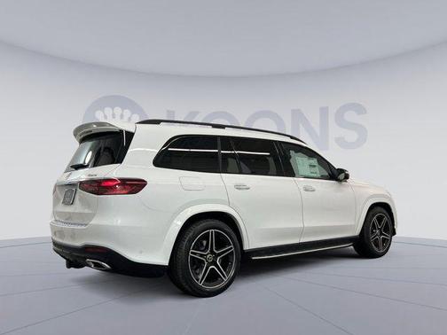 2025 Mercedes-Benz GLS 450 4MATIC